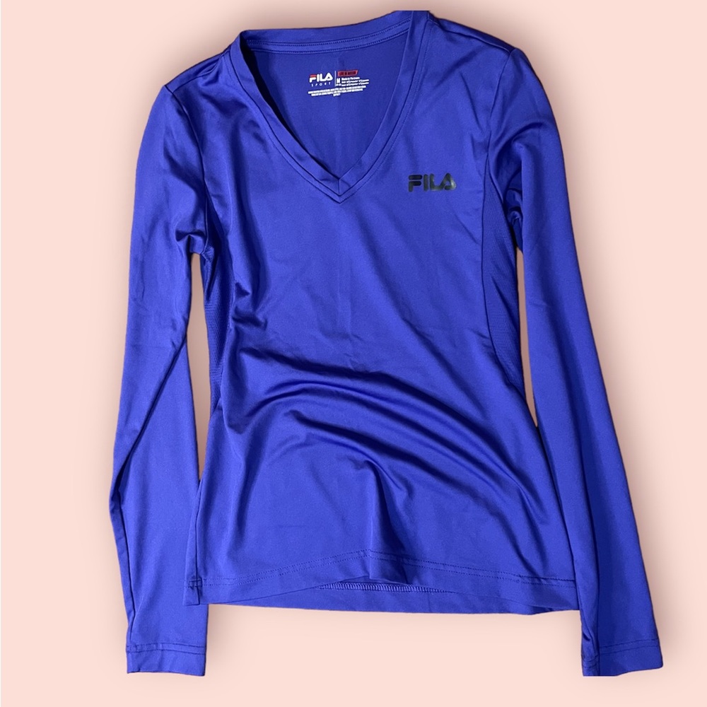 WOMENS MEDIUM FILAS WORKOUT LONG SLEEVE SHIRT